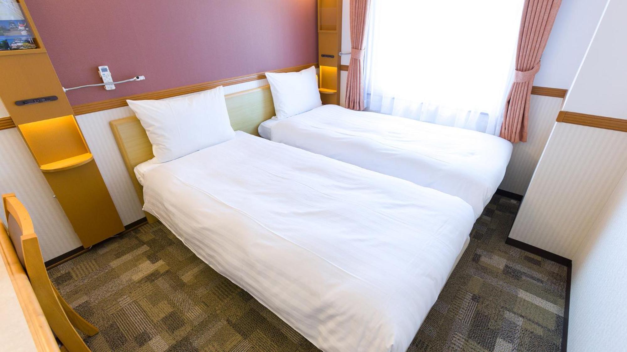 Toyoko Inn JR Yokohama sen Sagamihara Ekimae Ruang foto
