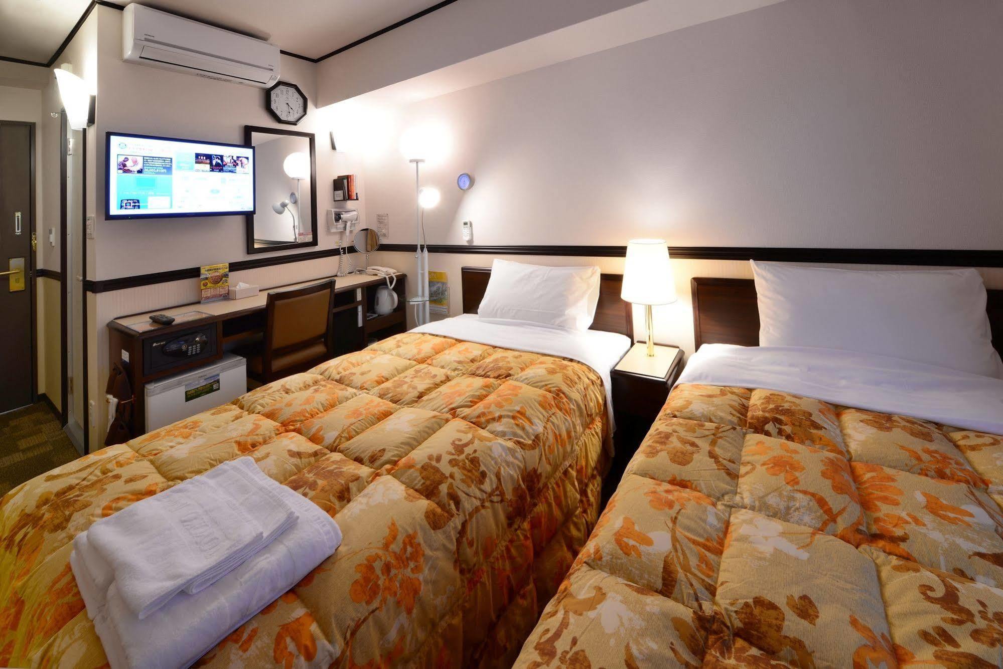 Toyoko Inn JR Yokohama sen Sagamihara Ekimae Bagian luar foto